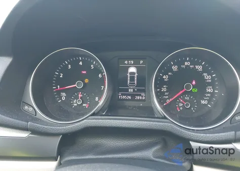 2017 Volkswagen Passat 1.8T R-Line из США, поврежденный, VIN 1VWDT7A34HC080548